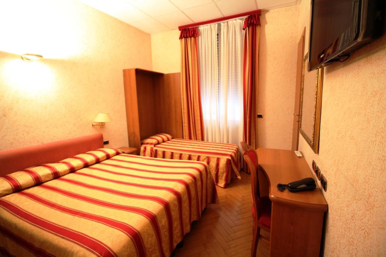 Hotel Brignole Janov Exteriér fotografie