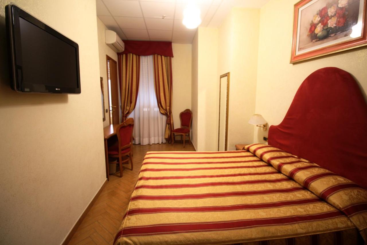 Hotel Brignole Janov Exteriér fotografie