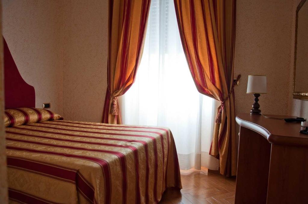 Hotel Brignole Janov Pokoj fotografie